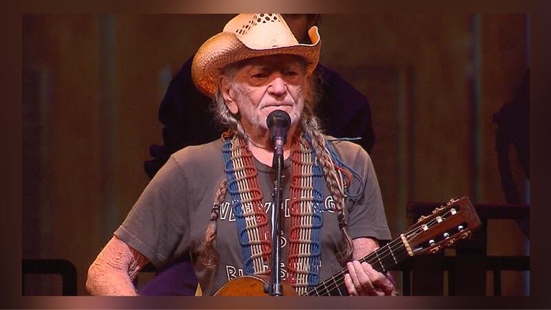 Legendary musician Willie Nelson is coming to the Hub City!