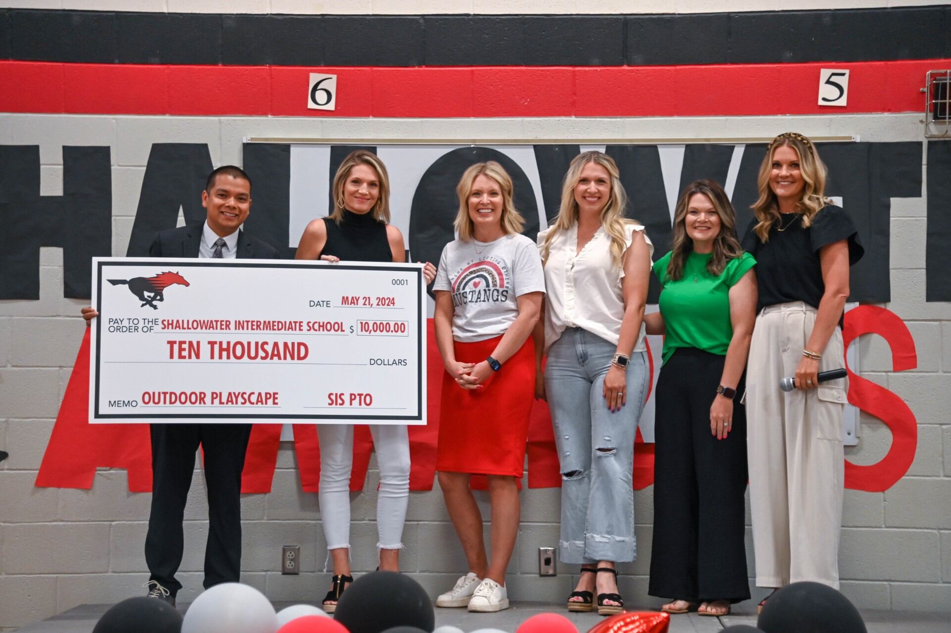 Shallowater school receives $10,000 for playground equipment - Vimarsana News